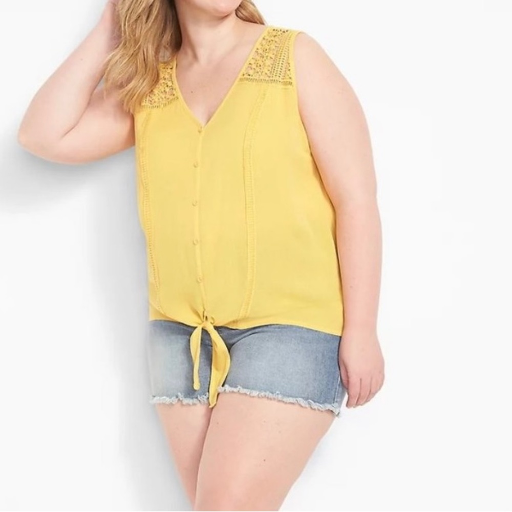 NWT Lane Bryant Sleeveless Button Down - Picture 2 of 3